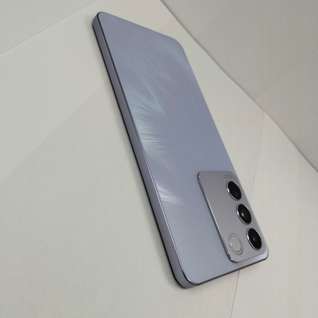 CELULAR VIVO V25E V2242 (2022) 256 GB 8 GB RAM (SEMINUEVO)