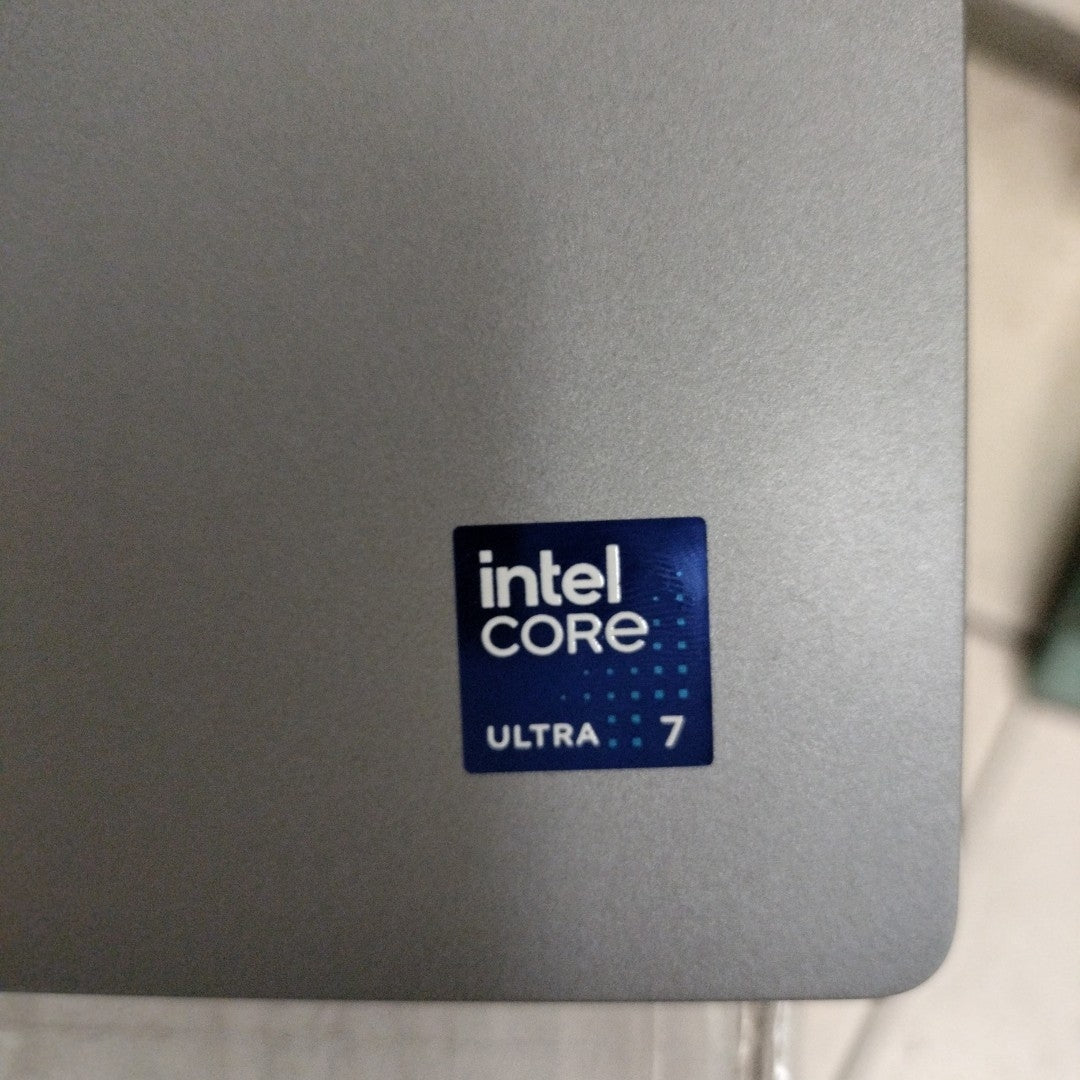 LAPTOP DELL LATITUDE 5550 (2024) 512 GB SSD 32 GB RAM (SEMINUEVO)