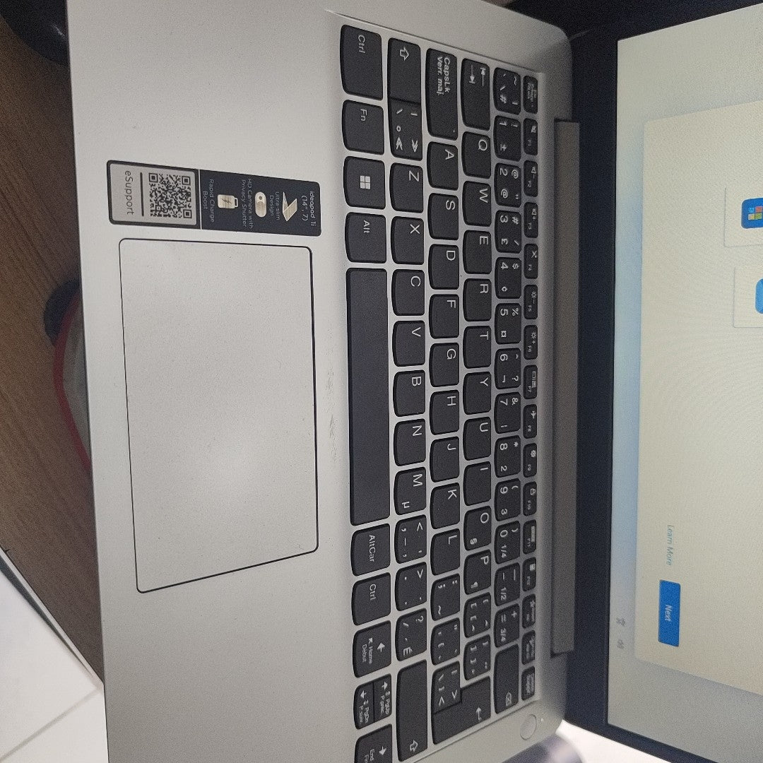 LAPTOP LENOVO IDEAPAD 1 14IGL7 (2022) 128 GB SSD 4 GB RAM (SEMINUEVO)