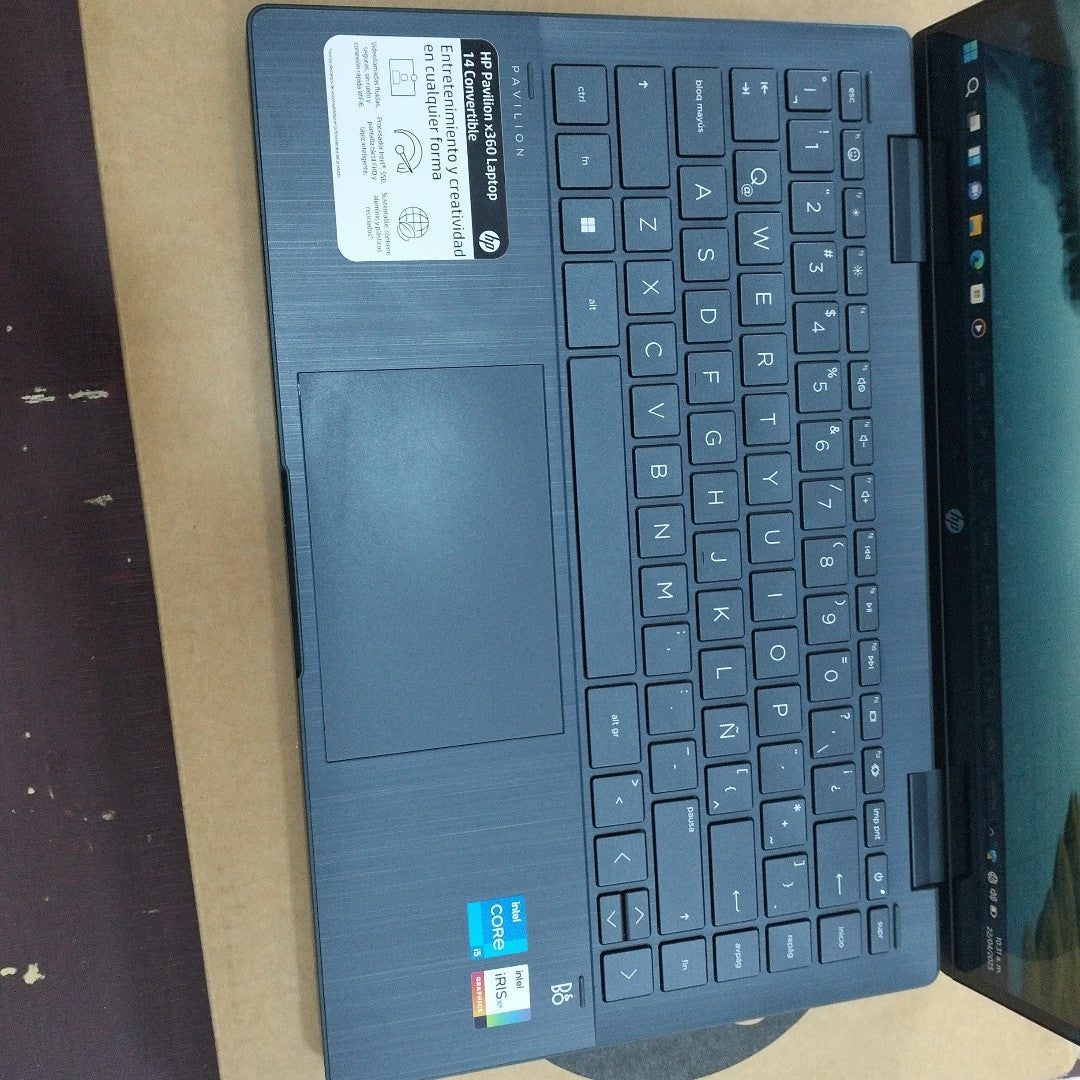 LAPTOP HP PAVILION X360 14-EK0002LA (2 EN 1) (2024) 512 GB SSD 16 GB RAM (SEMINUEVO)
