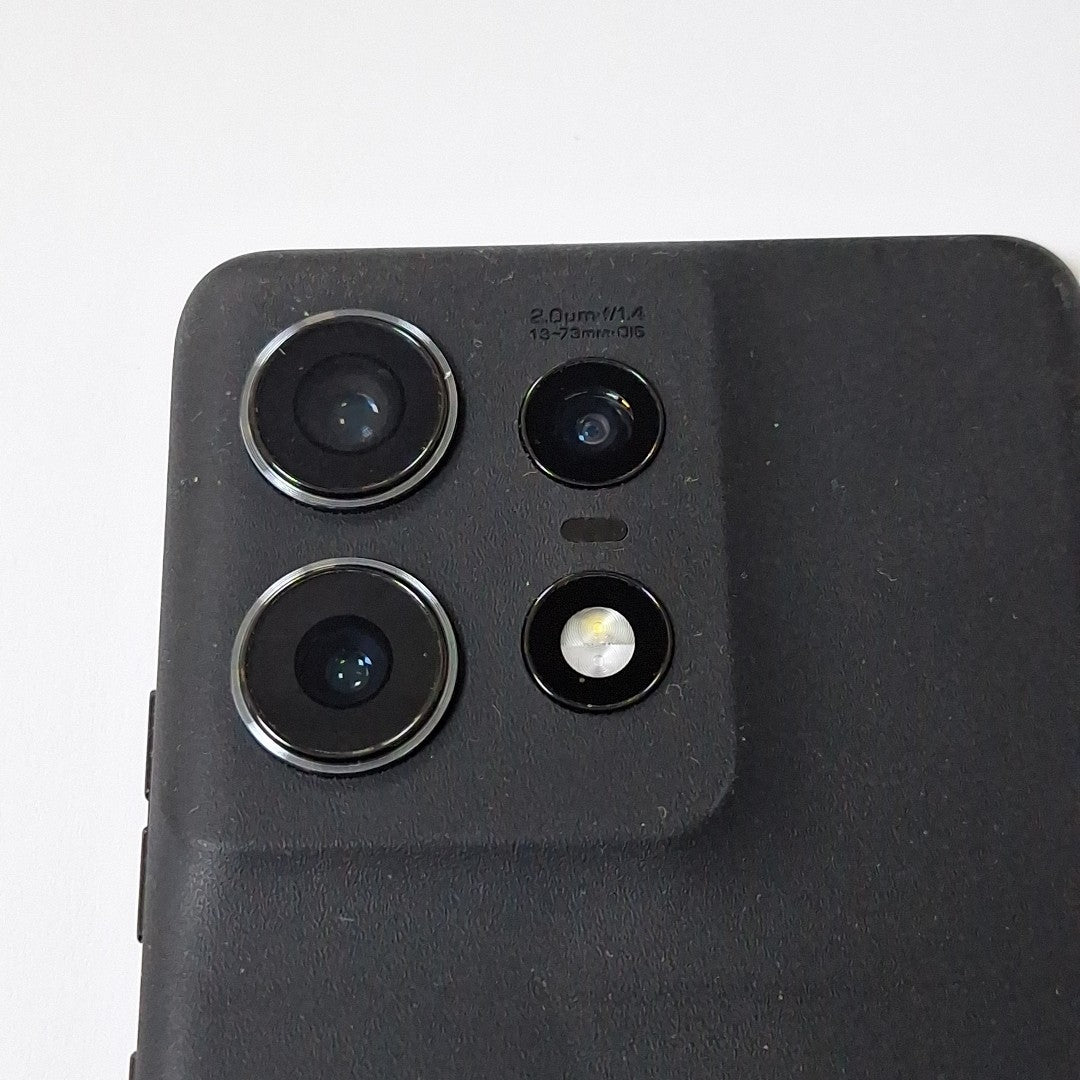 CELULAR MOTOROLA EDGE 50 PRO XT2403-2 (2024) 512 GB 12 GB RAM (SEMINUEVO)