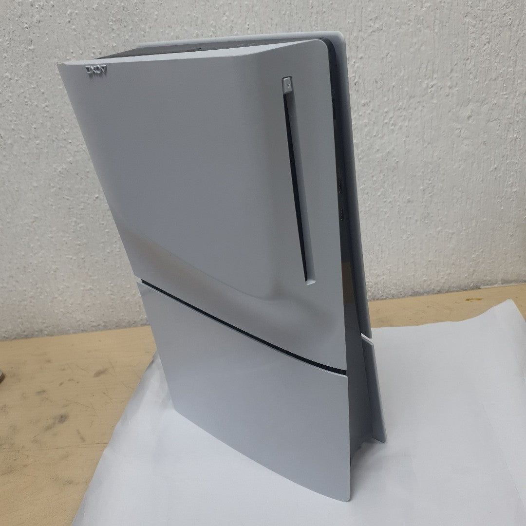 CONSOLA DE VIDEOJUEGO SONY PS5 SLIM 1 TB SSD (SEMINUEVO)