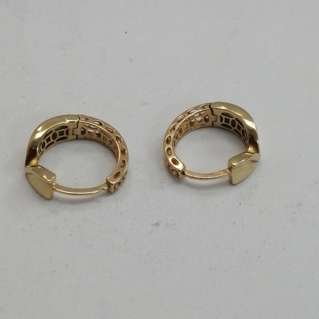HUGGIES ORO 14K 2.7 (NUEVO)