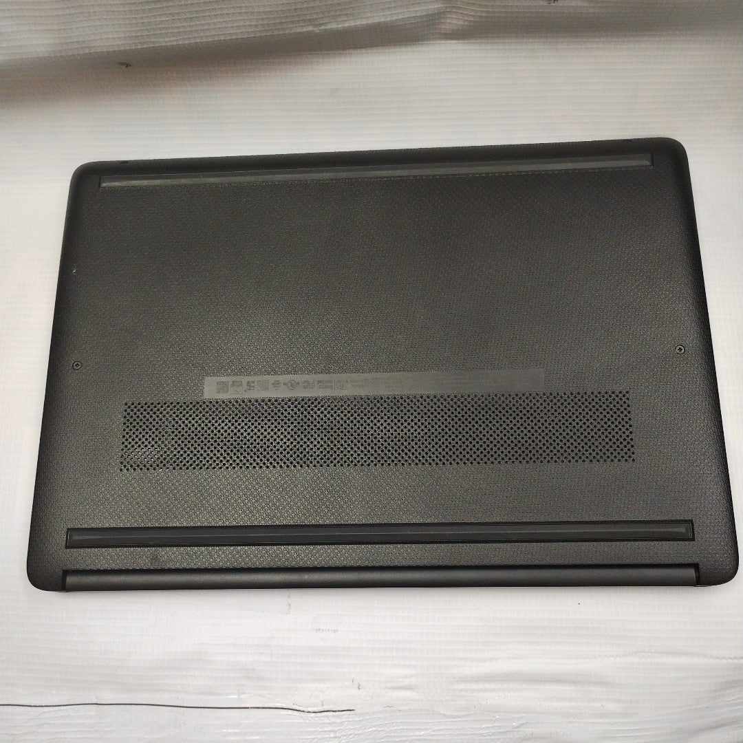 LAPTOP HP 14-DQ0509LA (2023) 128 GB SSD 4 GB RAM (SEMINUEVO)