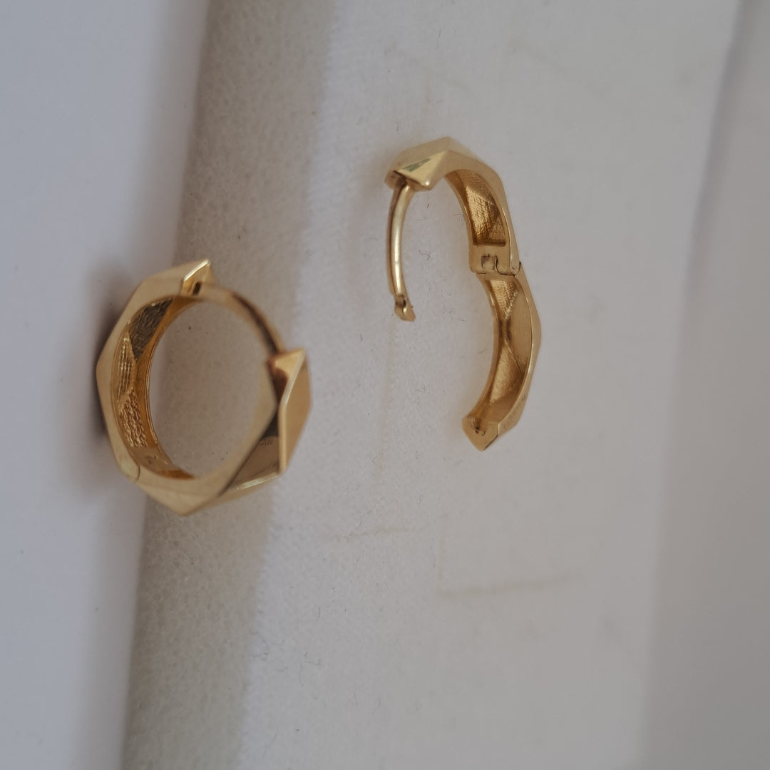 HUGGIES ORO 14K 1.9 (NUEVO)