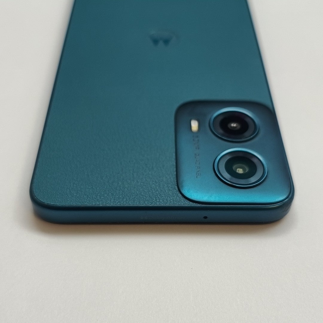 CELULAR MOTOROLA MOTO G34 5G XT2363-2 (2023) 256 GB 8 GB RAM (SEMINUEVO)
