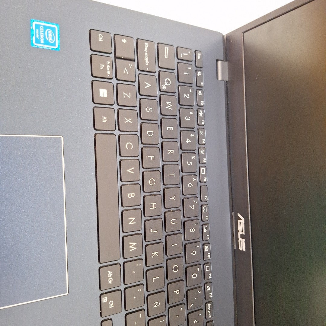 LAPTOP ASUS E510MA-BR1366W (2023) 128 GB SSD 4 GB RAM (SEMINUEVO)
