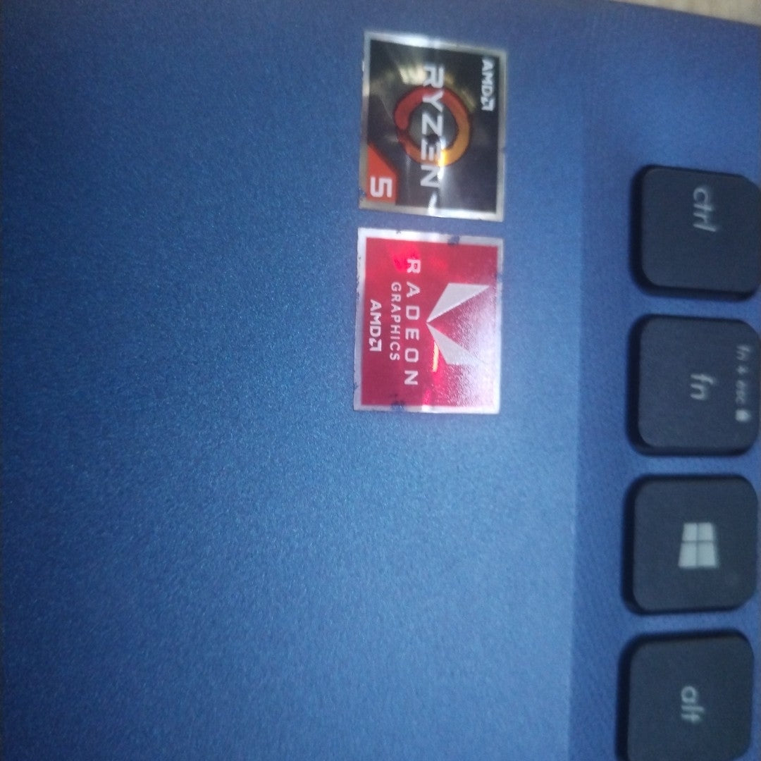 LAPTOP ASUS VIVOBOOK X512DA-BR1313T (2021) 1 TB + 256 GB SSD 8 GB RAM (SEMINUEVO)