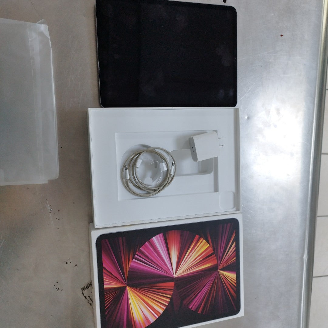 TABLETA APPLE IPAD PRO 3 11" A2377 256 GB 8 GB RAM (SEMINUEVO)