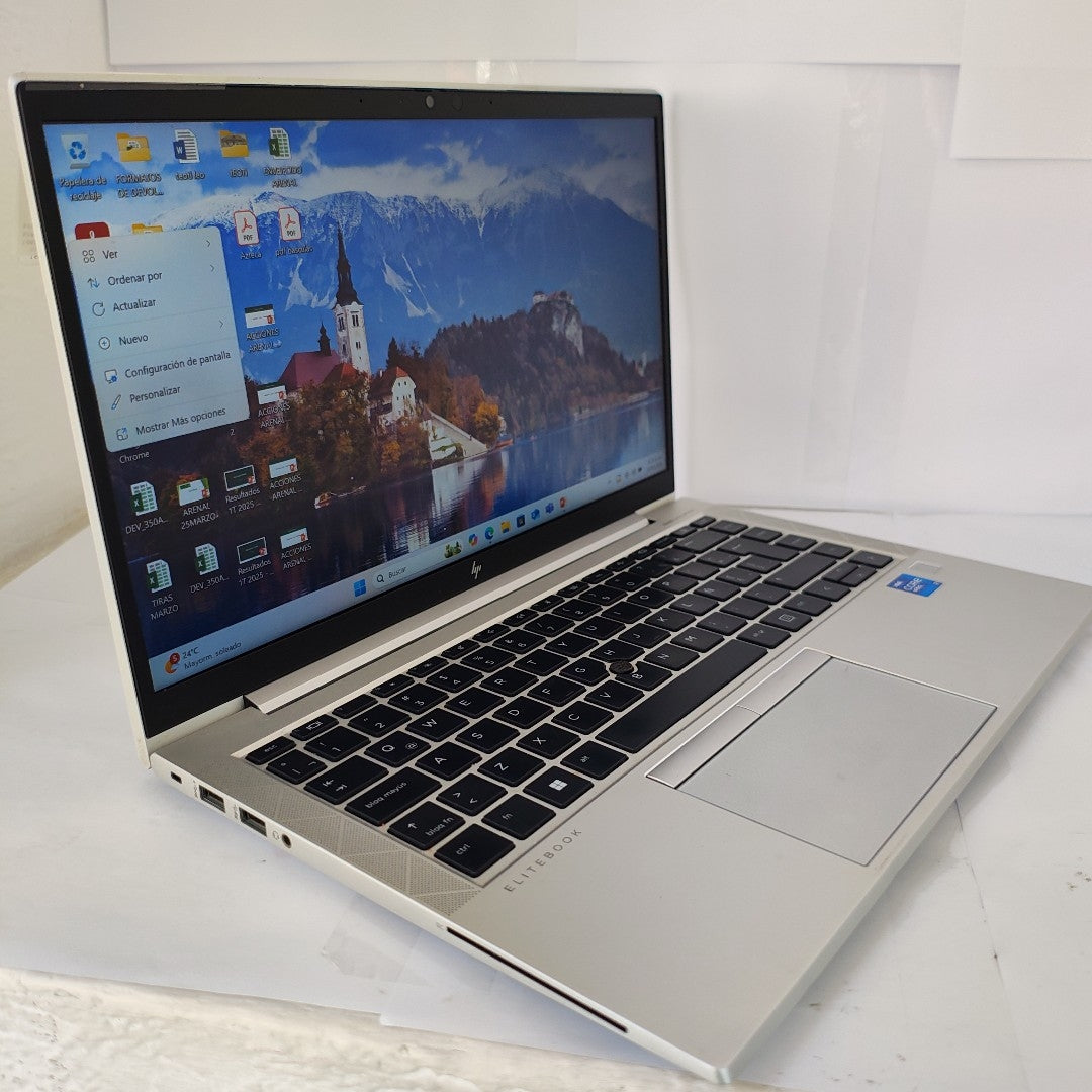 LAPTOP HP ELITEBOOK 840 G8 (2022) 256 GB SSD 16 GB RAM (SEMINUEVO)