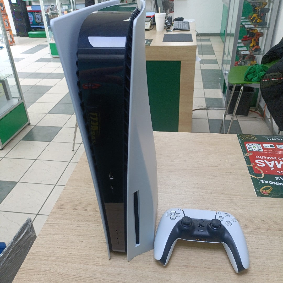 CONSOLA DE VIDEOJUEGO SONY PS5 825 SSD (SEMINUEVO)