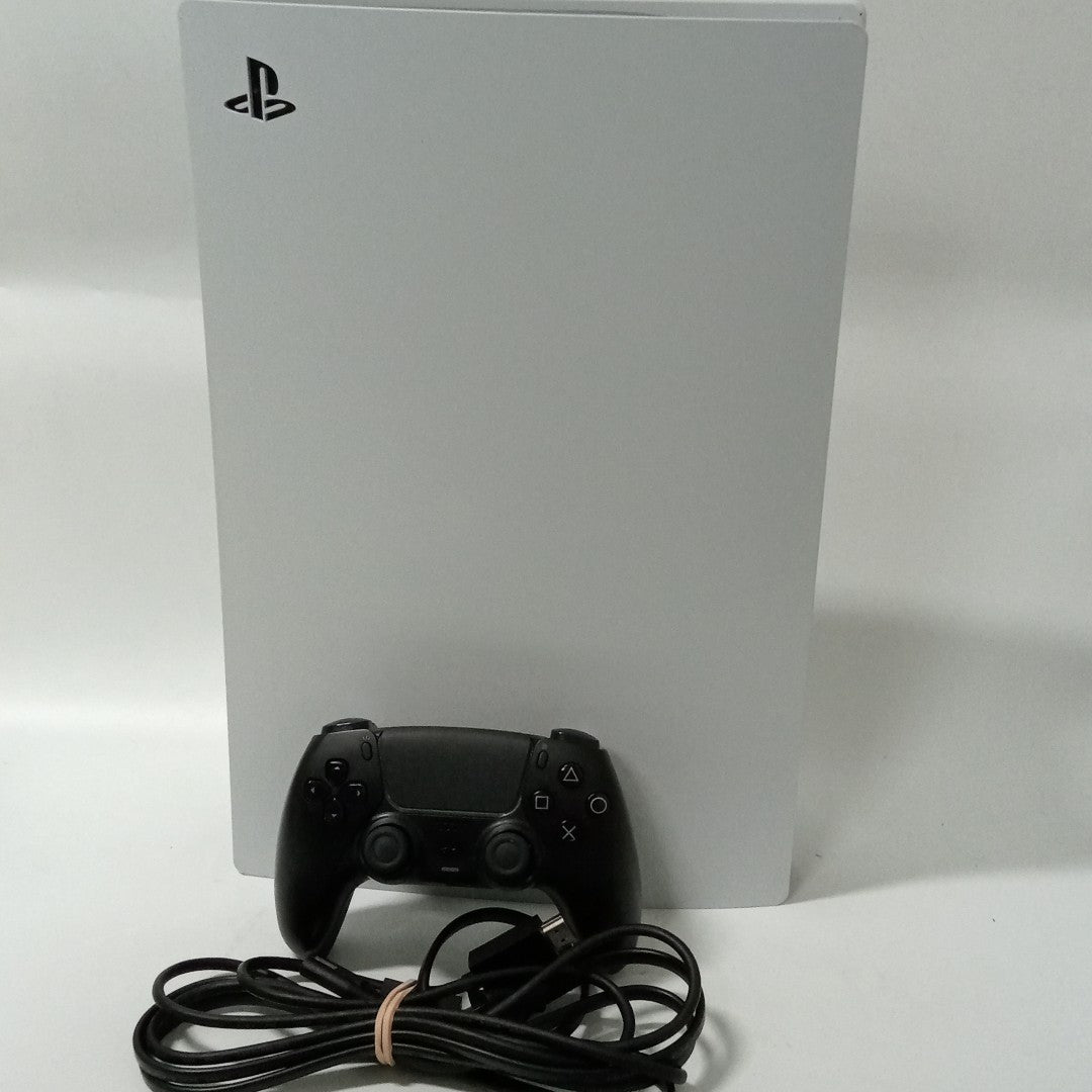 CONSOLA DE VIDEOJUEGO SONY PS5 825 SSD (SEMINUEVO)