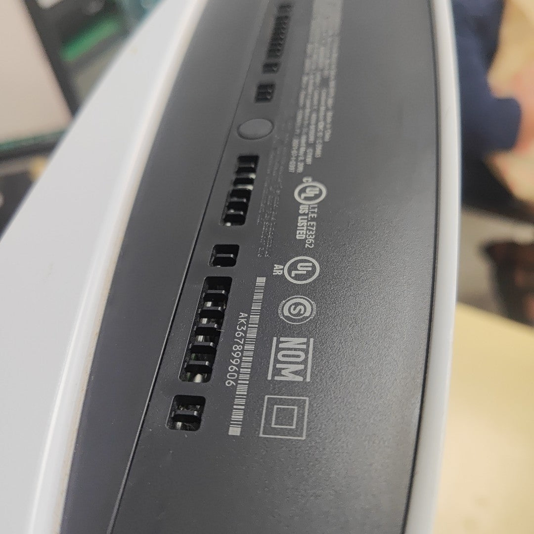 CONSOLA DE VIDEOJUEGO SONY PS5 825 SSD (SEMINUEVO)