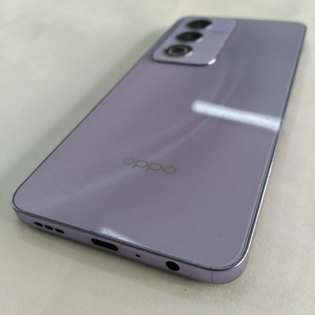 CELULAR OPPO  A80 5G CPH2639 (2024) 256 GB 8 GB RAM (SEMINUEVO)