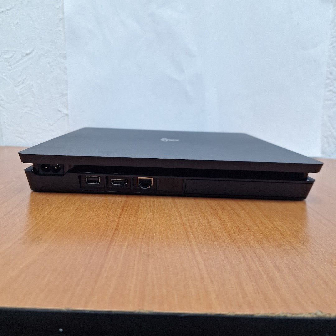 CONSOLA DE VIDEOJUEGO SONY PS4 SLIM 1 TB (SEMINUEVO)