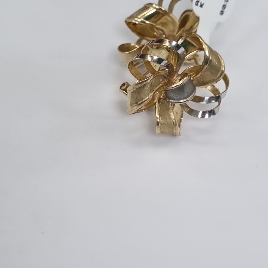 ARETES PAR. ORO. 14 K 4.5 GRMS (SEMINUEVO)