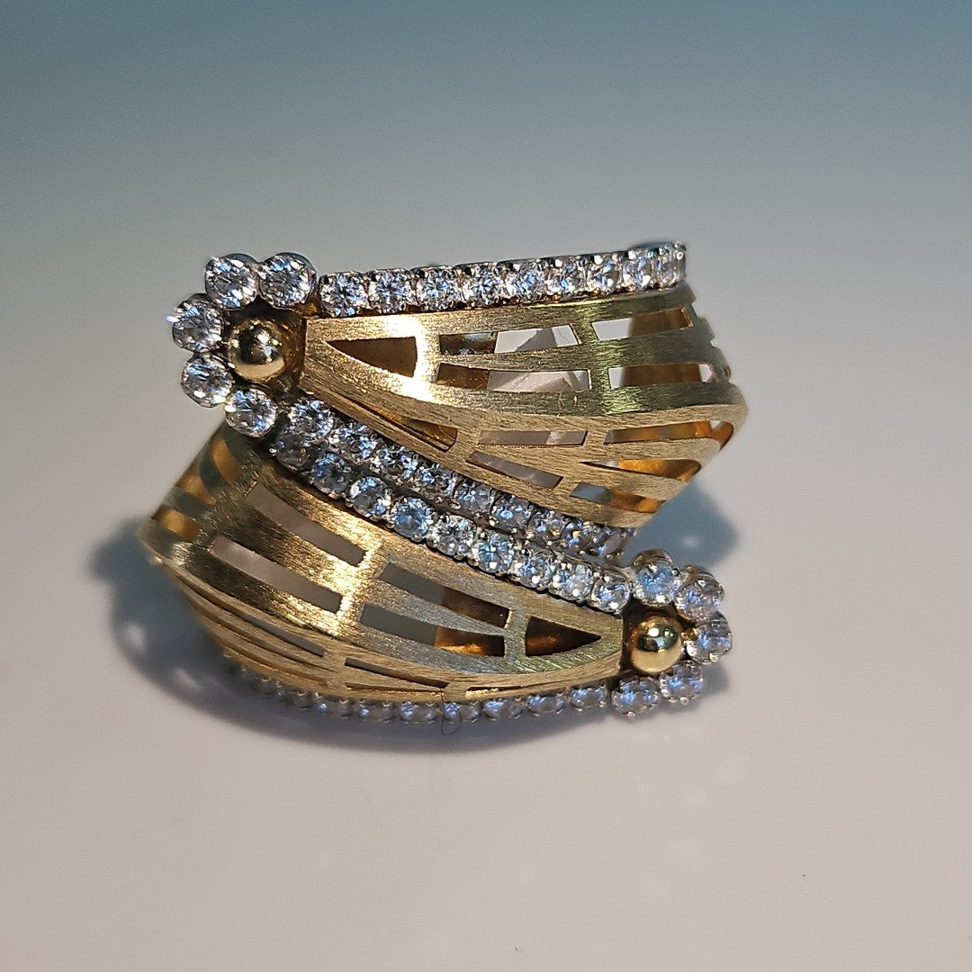 ARETES PAR. ORO, ORO BLANCO. 14 K 6.6 GRMS (SEMINUEVO)