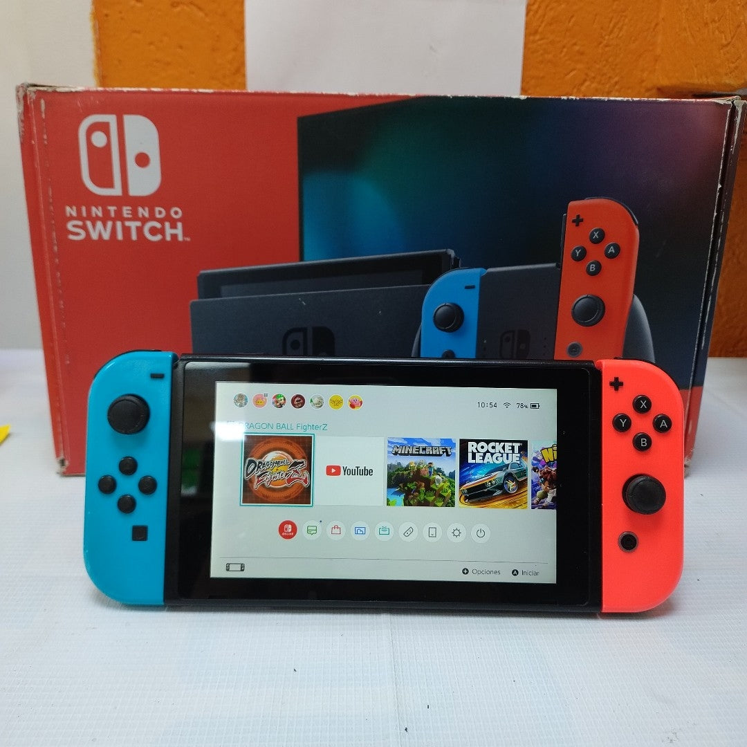 CONSOLA DE VIDEOJUEGO NINTENDO SWITCH 1.1 32 GB (SEMINUEVO)
