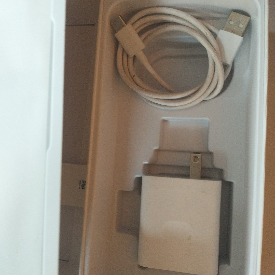 CELULAR OPPO  A80 5G CPH2639 (2024) 256 GB 8 GB RAM (SEMINUEVO)