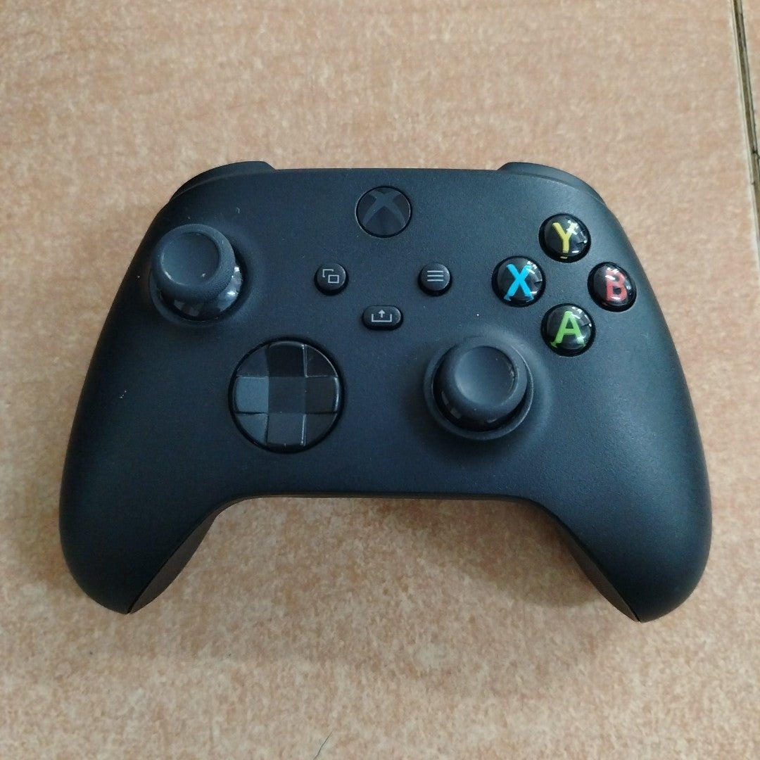 CONSOLA DE VIDEOJUEGO MICROSOFT XBOX SERIES X 1 TB SSD (SEMINUEVO)