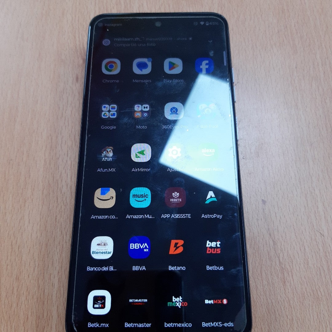 CELULAR MOTOROLA MOTO G34 5G XT2363-4 (2023) 256 GB 8 GB RAM (SEMINUEVO)