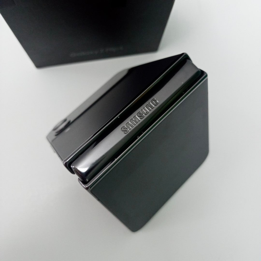CELULAR SAMSUNG GALAXY Z FLIP4 SM-F721U1 (SEMINUEVO)