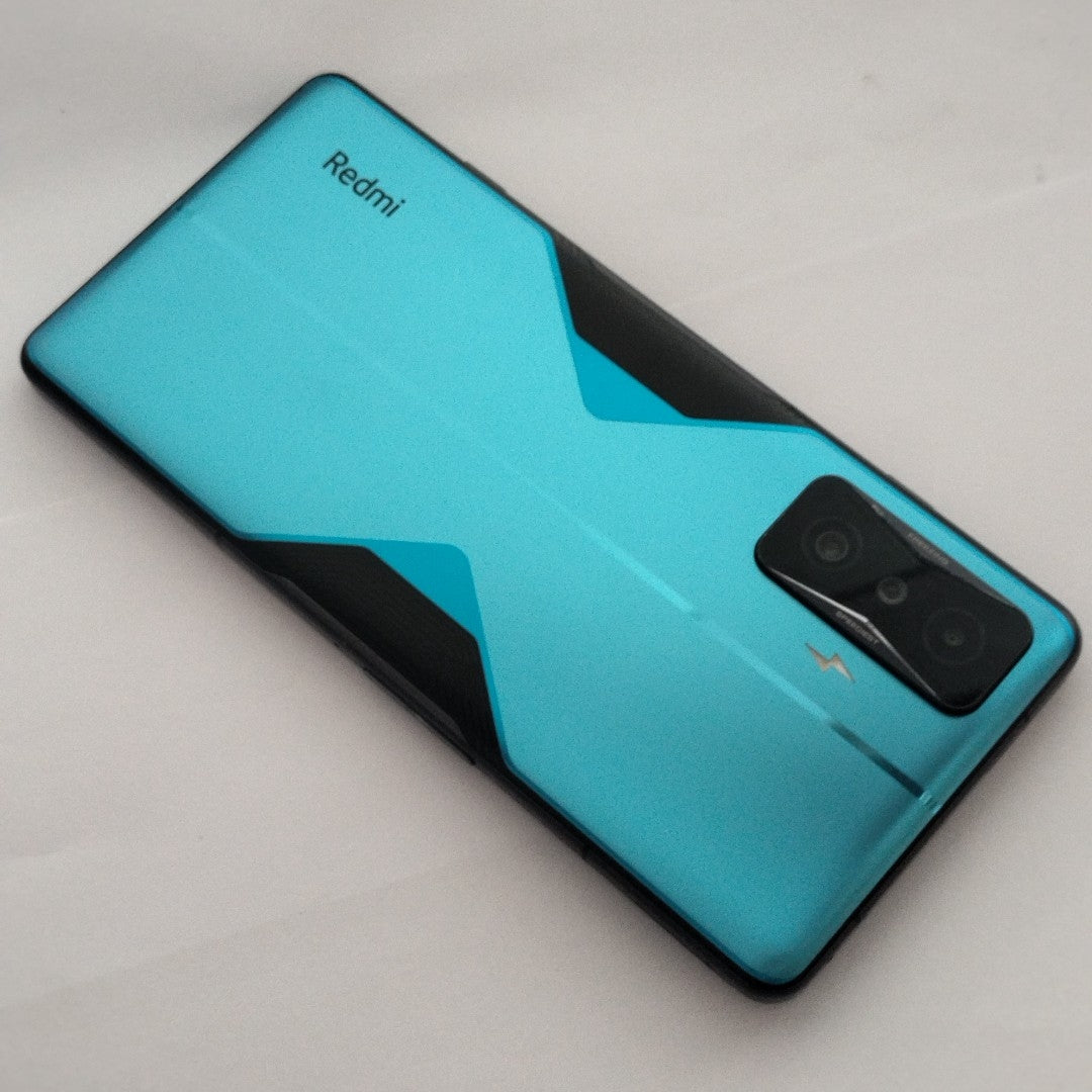 CELULAR XIAOMI POCO F4 GT 21121210G 256 GB 12 GB RAM (SEMINUEVO)