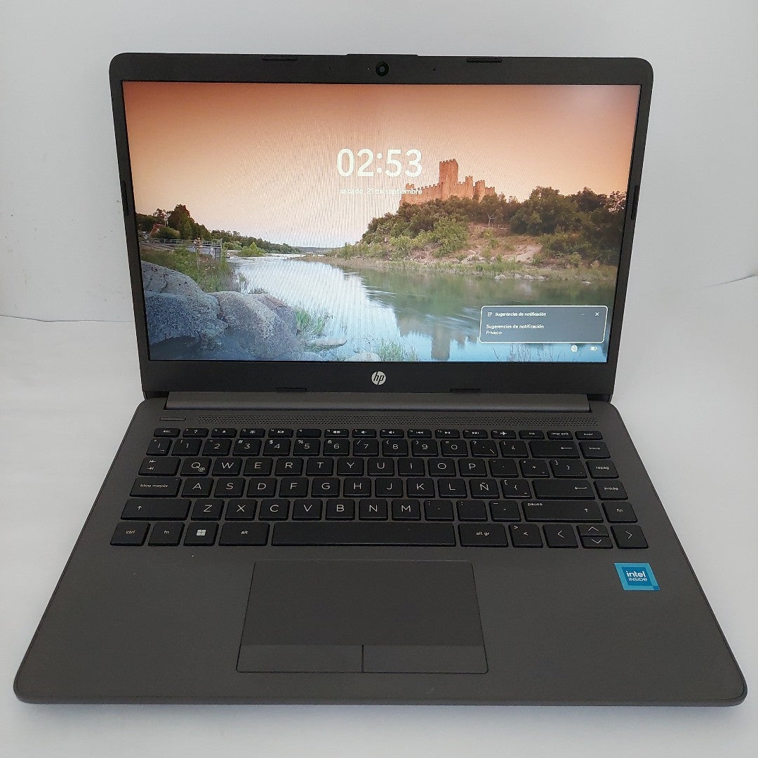 LAPTOP HP 240 G9 (2022) 256 GB SSD 8 GB RAM (SEMINUEVO)