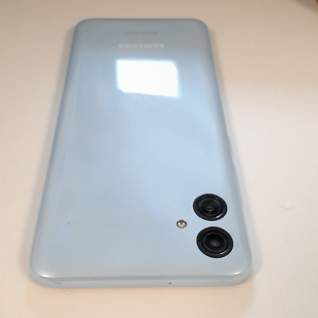 CELULAR SAMSUNG GALAXY A04E SM-A042M 64 GB 3 GB RAM (SEMINUEVO)