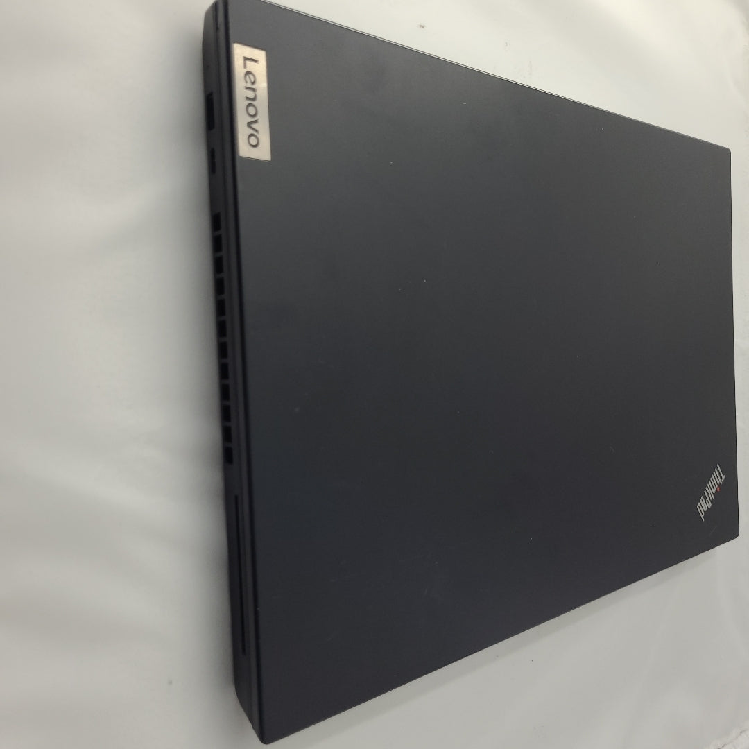 LAPTOP LENOVO THINKPAD T15 GEN 1 (2021) 256 GB SSD 8 GB RAM (SEMINUEVO)