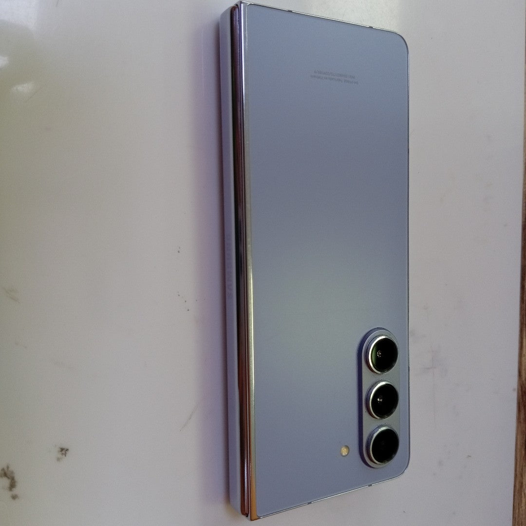 CELULAR SAMSUNG GALAXY Z FOLD5 SM-F946B (2023) 512 GB 12 GB RAM (SEMINUEVO)
