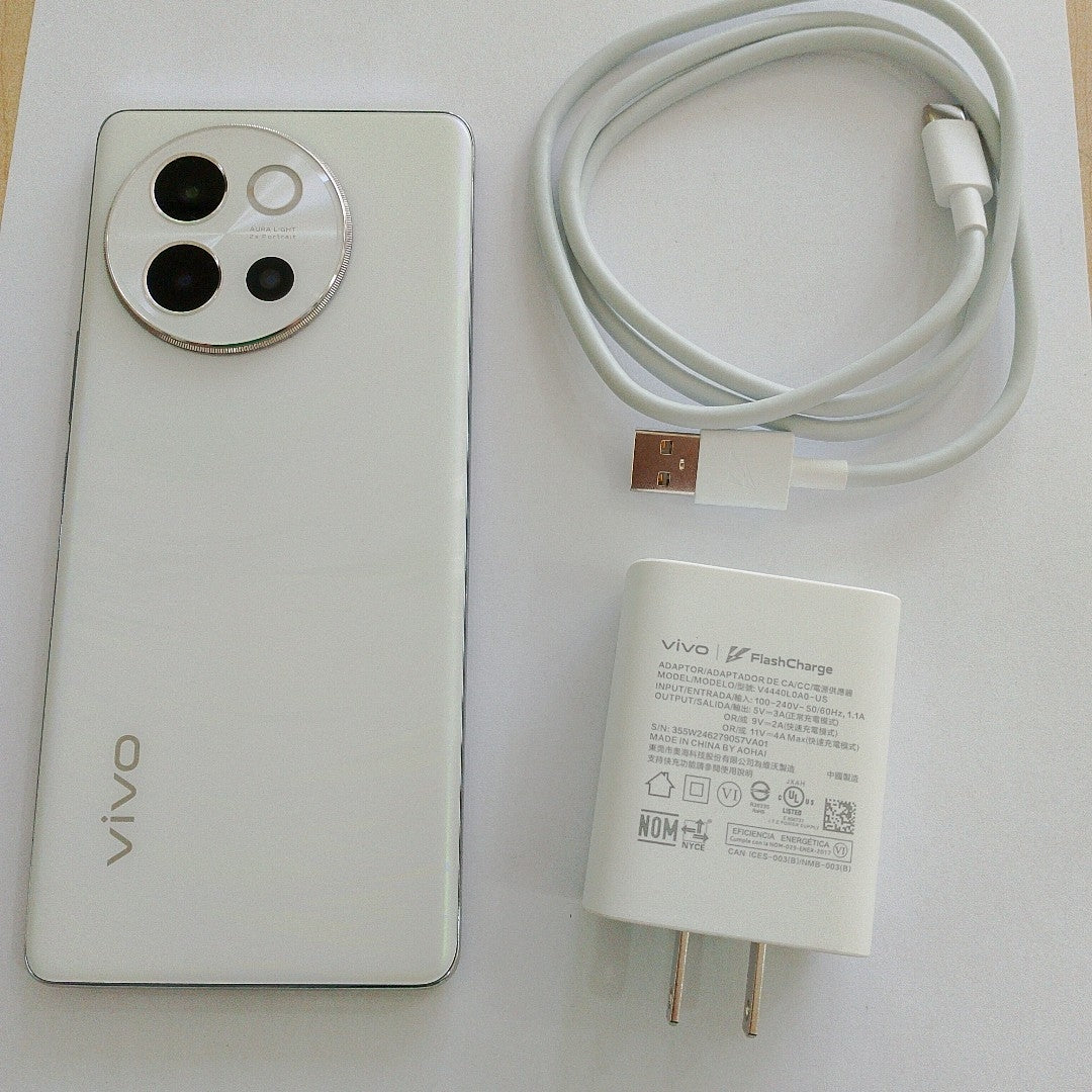 CELULAR VIVO V40 LITE V2341 (2024) 256 GB 8 GB RAM (SEMINUEVO)