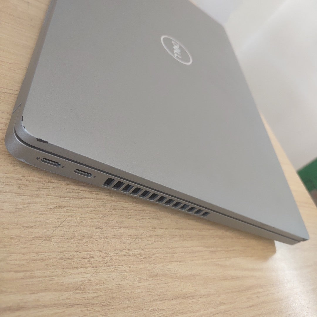 LAPTOP DELL LATITUDE 5420 (2022) 256 GB SSD 8 GB RAM (SEMINUEVO)