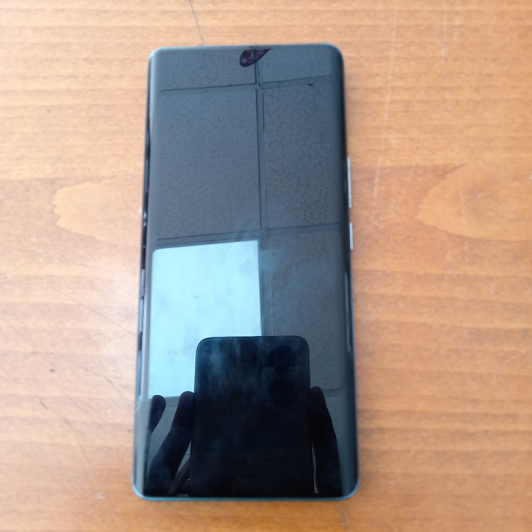 CELULAR VIVO V25 PRO V2158 256 GB 12 GB RAM (SEMINUEVO)