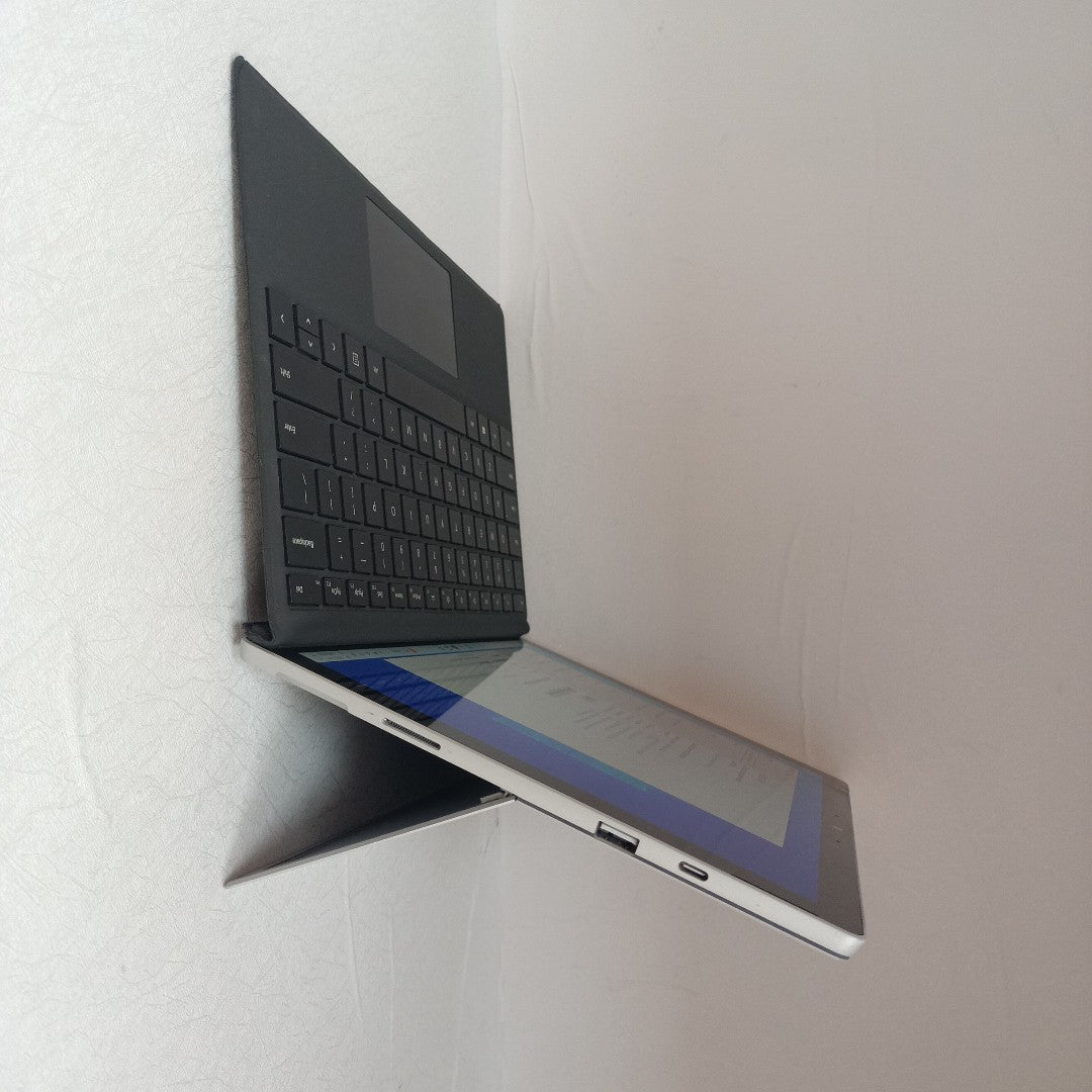 TABLETA MICROSOFT SURFACE PRO 7 1866 128 GB SSD 8 GB RAM (SEMINUEVO)
