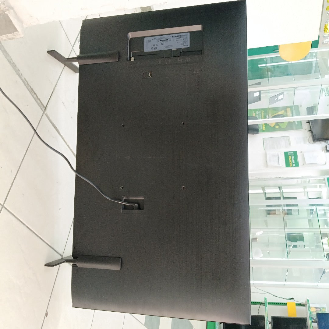 PANTALLA SAMSUNG UN43AU8000F (2022) 43" LED 4K (SEMINUEVO)