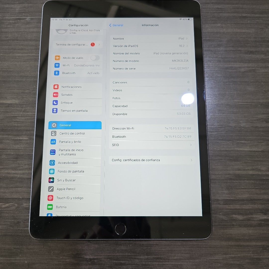 TABLETA APPLE IPAD 9 A2602 64 GB 3 GB RAM (SEMINUEVO)