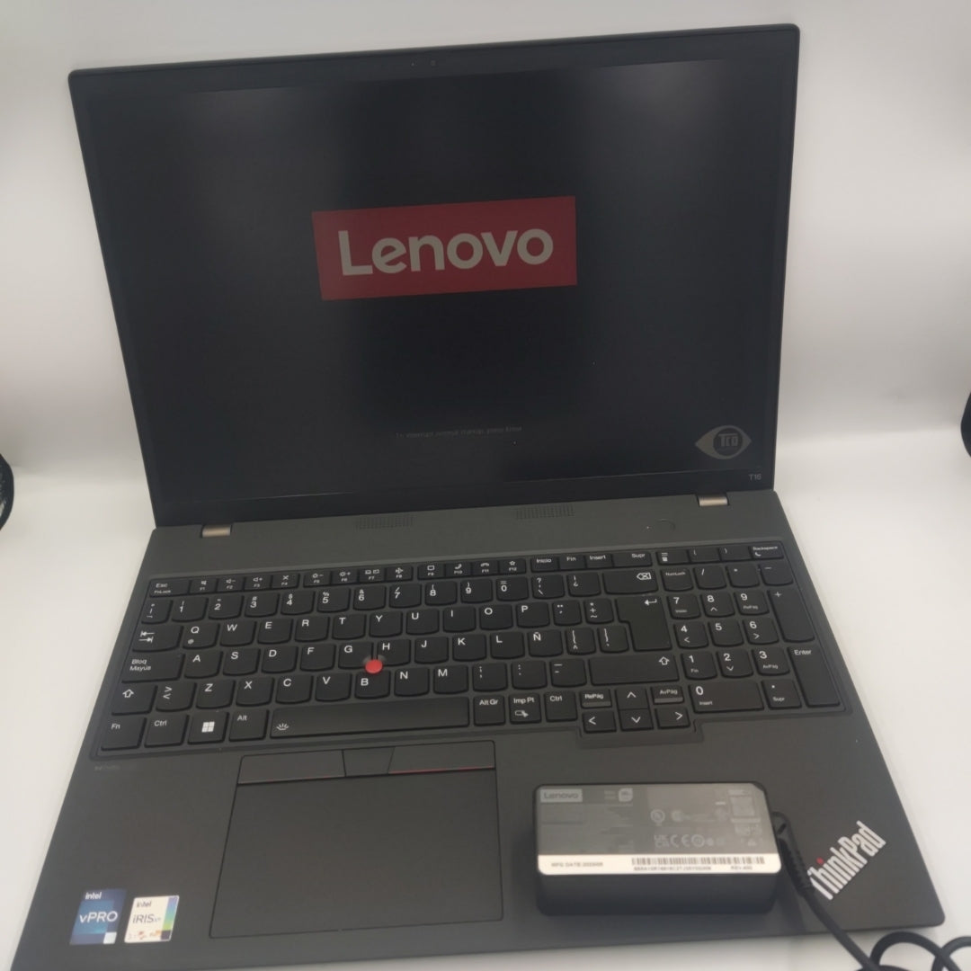 LAPTOP LENOVO THINKPAD T16 GEN 1 (2024) 1 TB SSD 16 GB RAM (SEMINUEVO)
