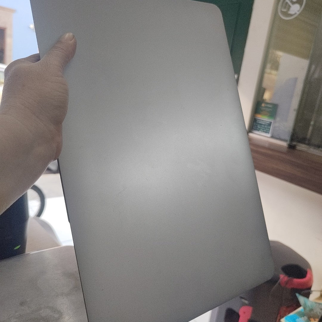 LAPTOP LENOVO IDEAPAD 1 14IGL7 (2022) 128 GB SSD 4 GB RAM (SEMINUEVO)