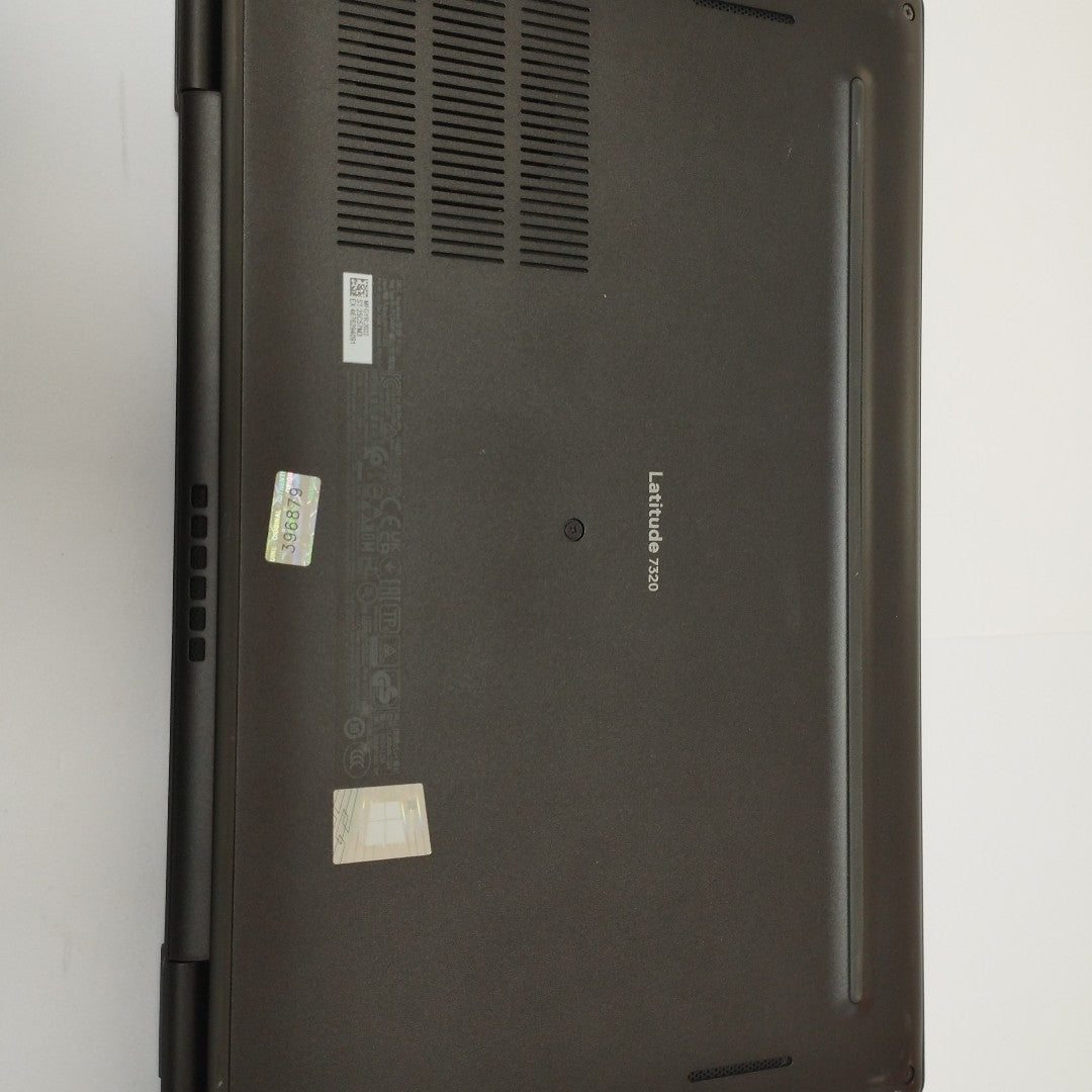 LAPTOP DELL LATITUDE 7320 DETACHABLE (2022) 256 GB SSD 16 GB RAM (SEMINUEVO)