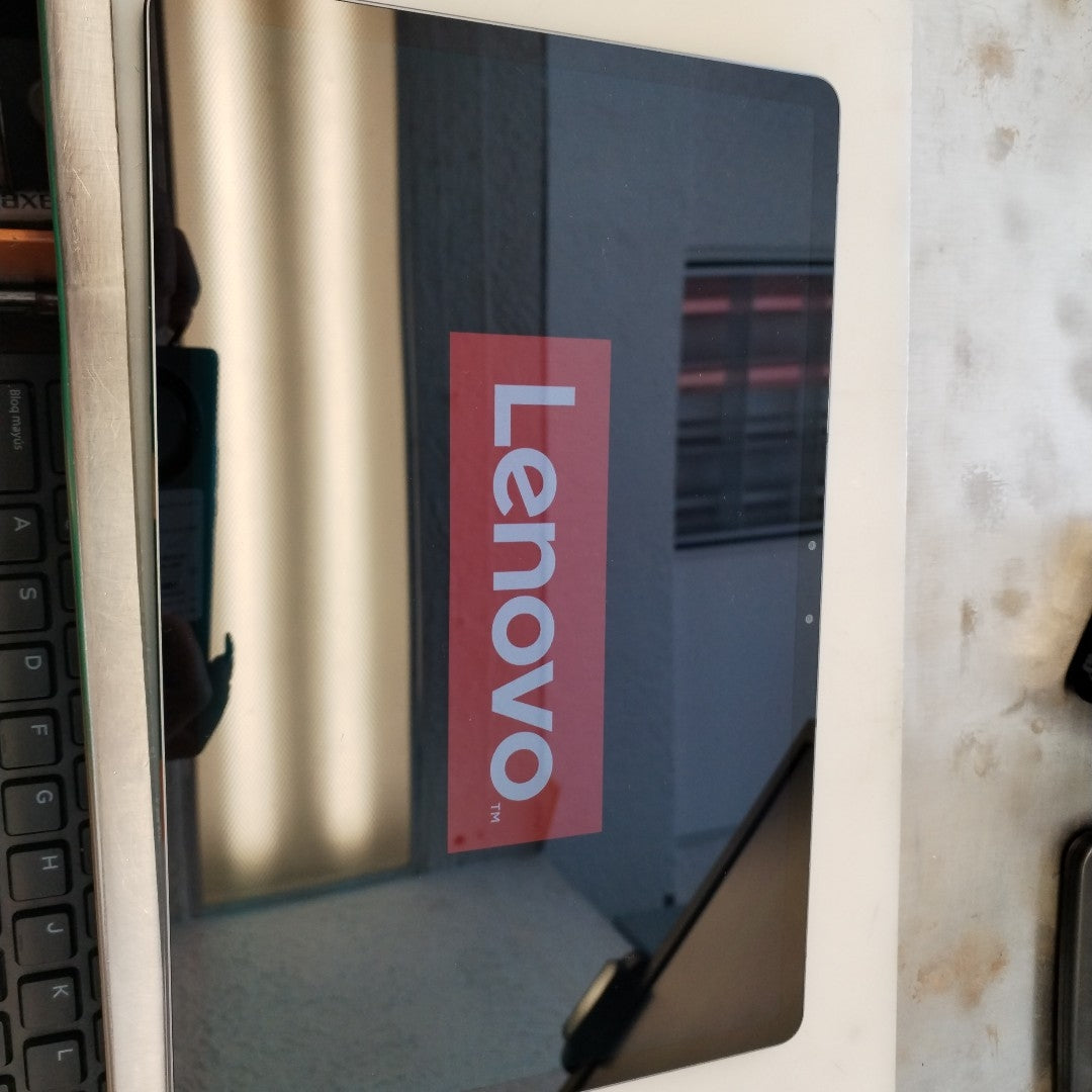 TABLETA LENOVO TAB P11 PRO TB-J706F 128 GB 6 GB RAM (SEMINUEVO)