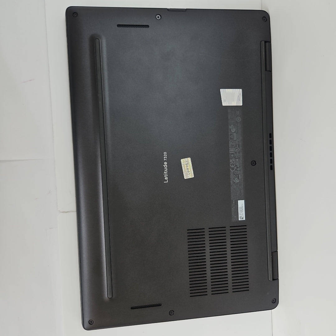 LAPTOP DELL LATITUDE 7320 DETACHABLE (2022) 256 GB SSD 16 GB RAM (SEMINUEVO)
