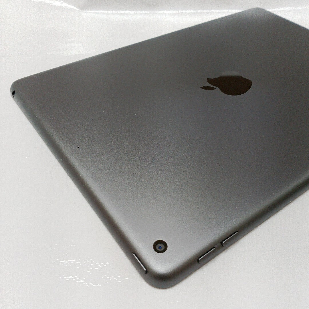 TABLETA APPLE IPAD 8 A2270 128 GB 3 GB RAM (SEMINUEVO)