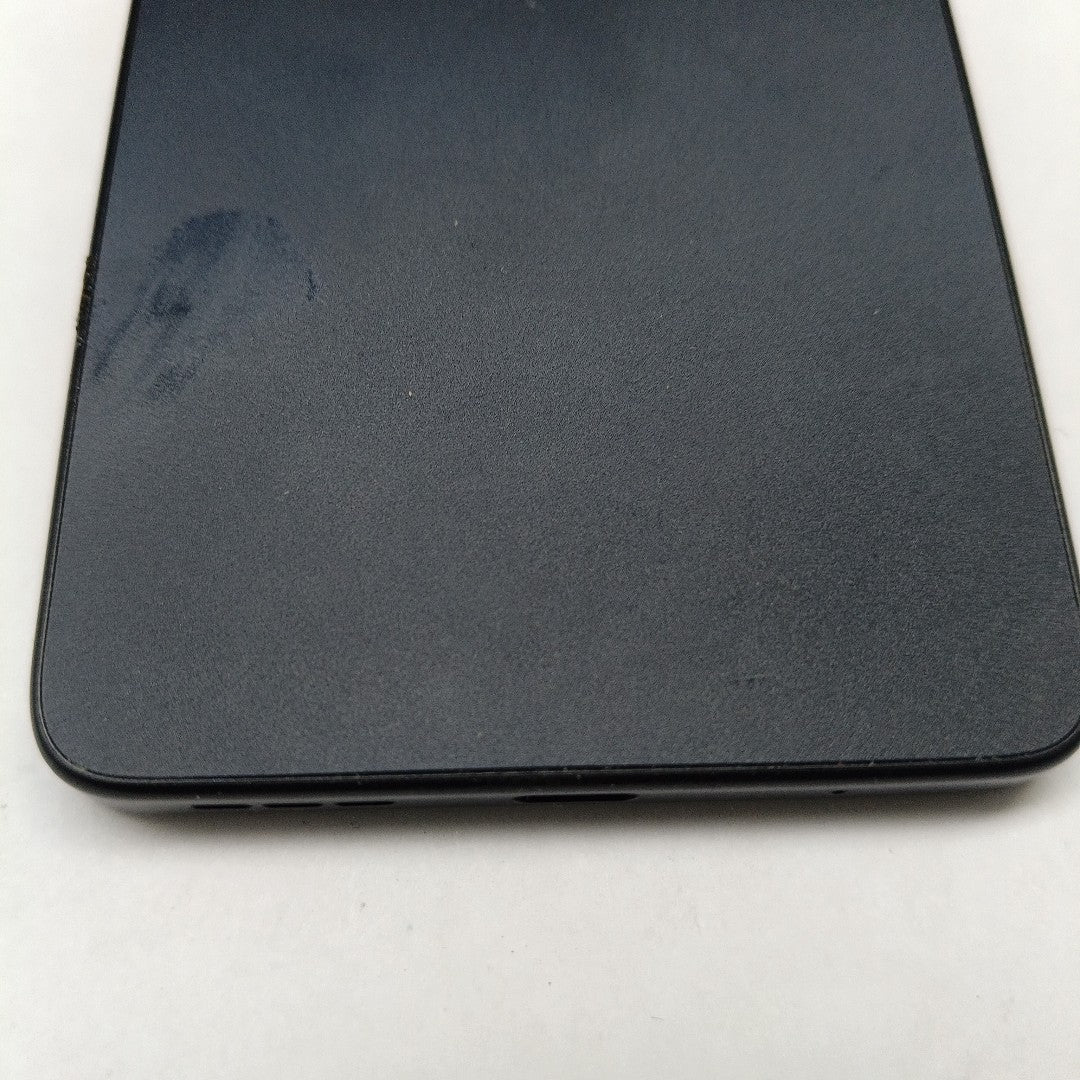 CELULAR MOTOROLA MOTO G24 XT2423-1 (2024) 256 GB 4 GB RAM (SEMINUEVO)