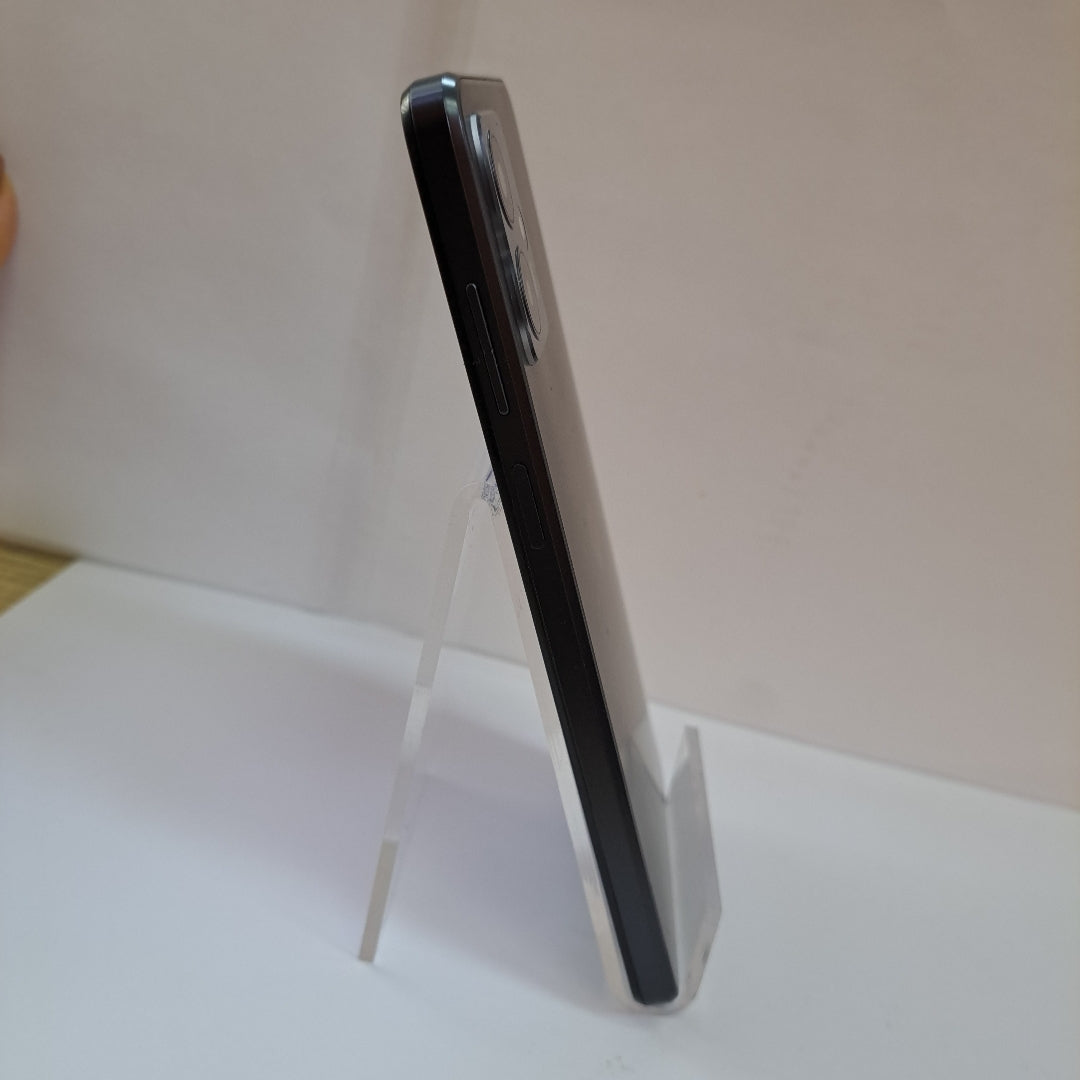 CELULAR MOTOROLA MOTO G13 XT2331-1 (2023) 128 GB 4 GB RAM (SEMINUEVO)