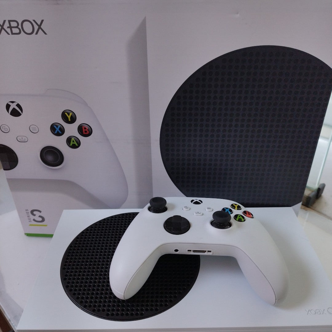 CONSOLA DE VIDEOJUEGO MICROSOFT XBOX SERIES S 512 GB SSD (SEMINUEVO)