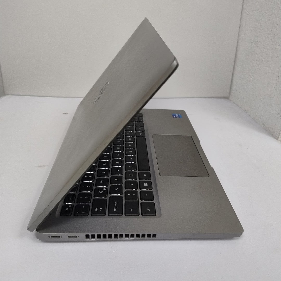 LAPTOP DELL LATITUDE 5430 (2022) 512 GB SSD 16 GB RAM (SEMINUEVO)