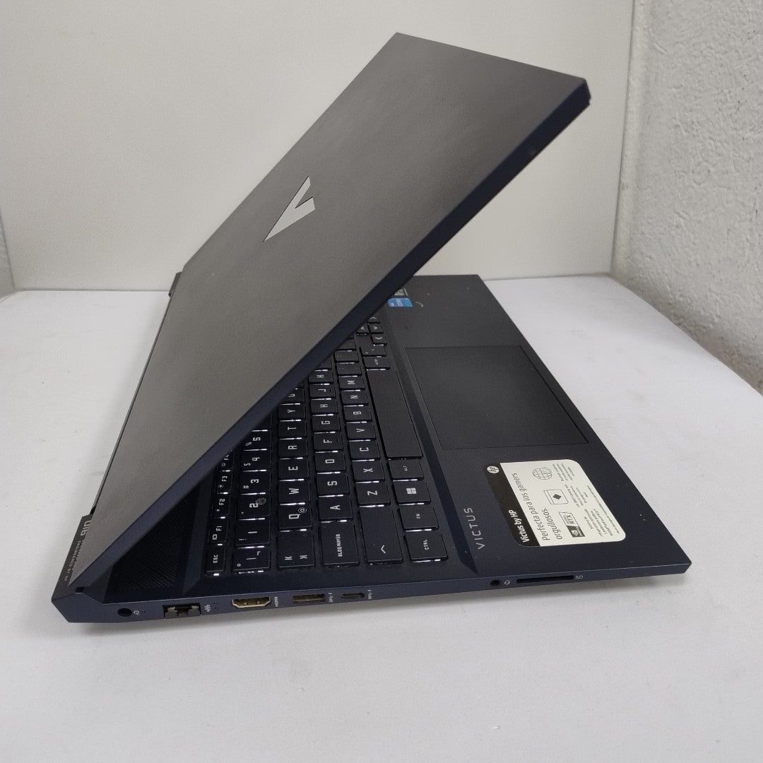 LAPTOP HP VICTUS 16-D0502LA (2022) 512 GB SSD 8 GB RAM + 32 GB OPTANE (SEMINUEVO)