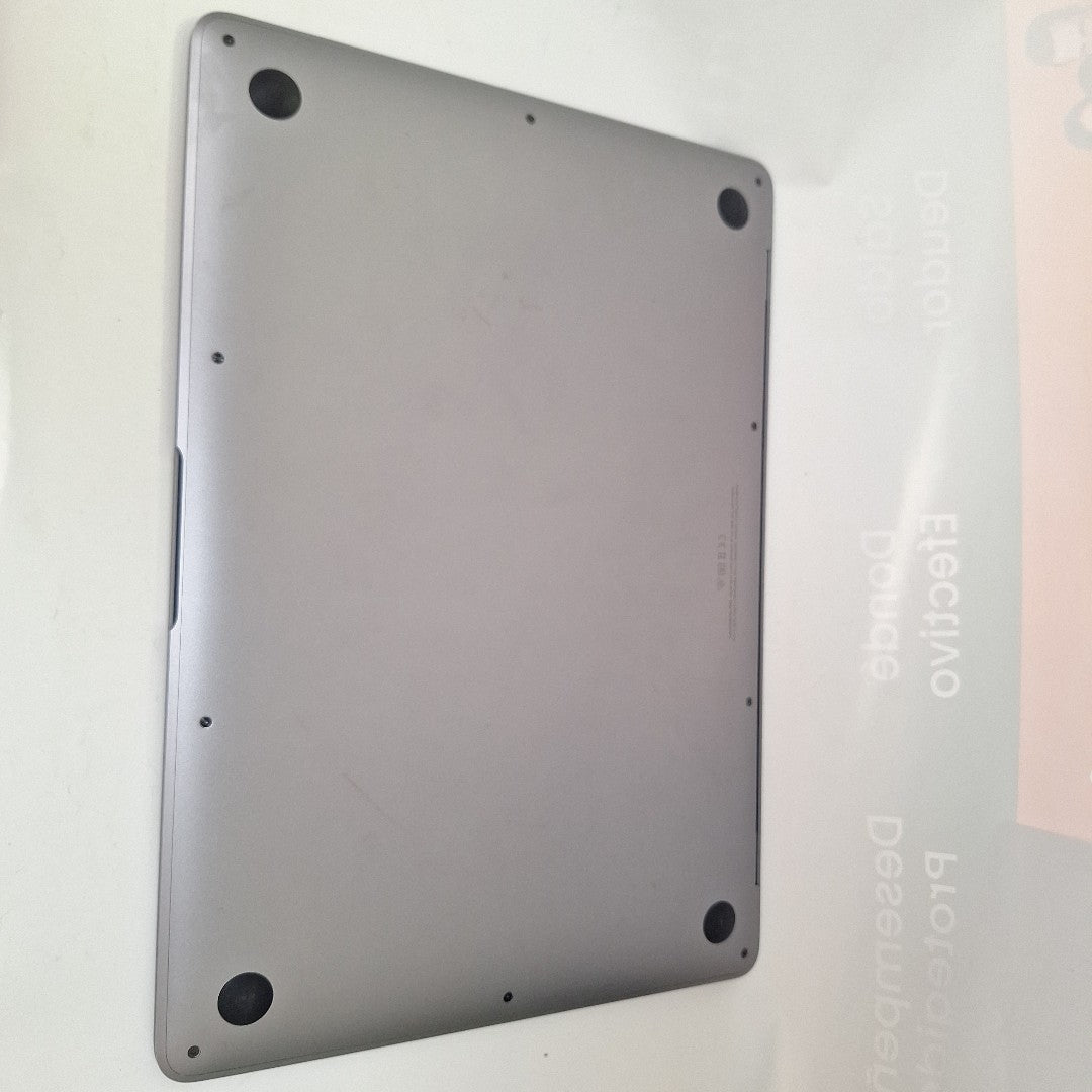 LAPTOP APPLE MACBOOK AIR 13" 2020 3.2 A2337 256 GB SSD 8 GB RAM (SEMINUEVO)
