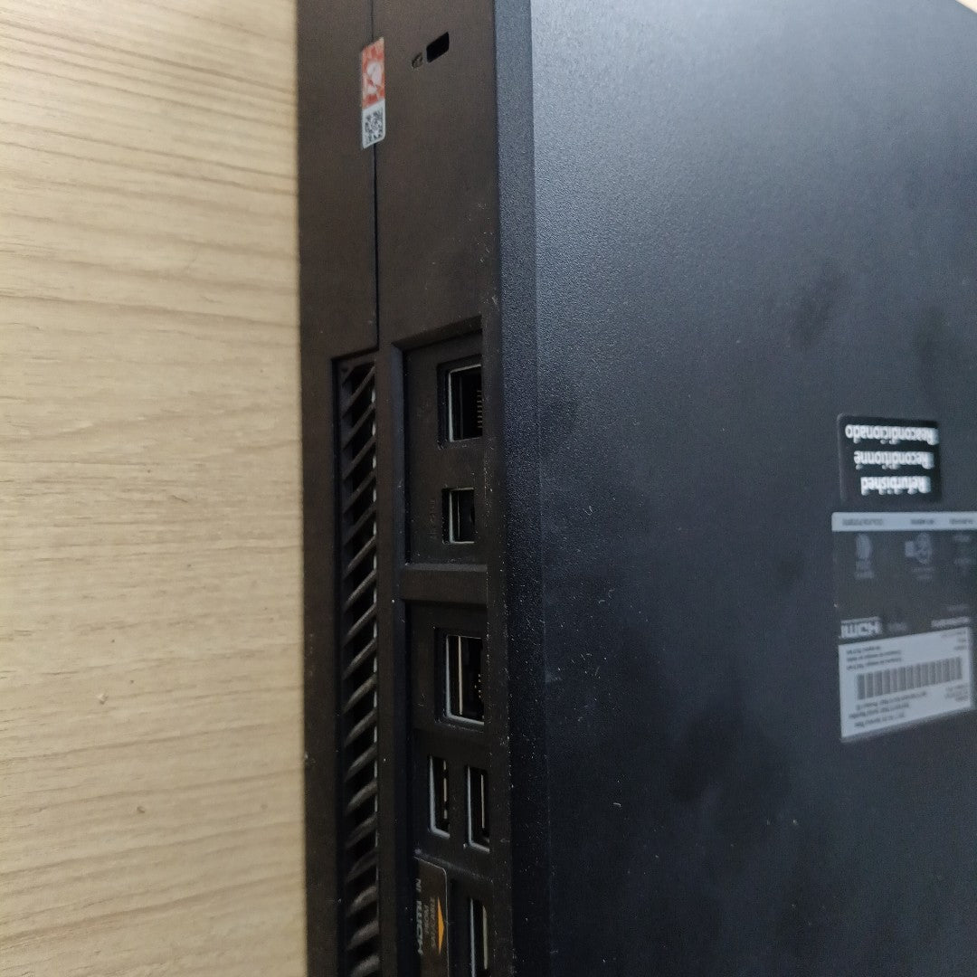 CONSOLA DE VIDEOJUEGO MICROSOFT XBOX ONE 1 TB (SEMINUEVO)